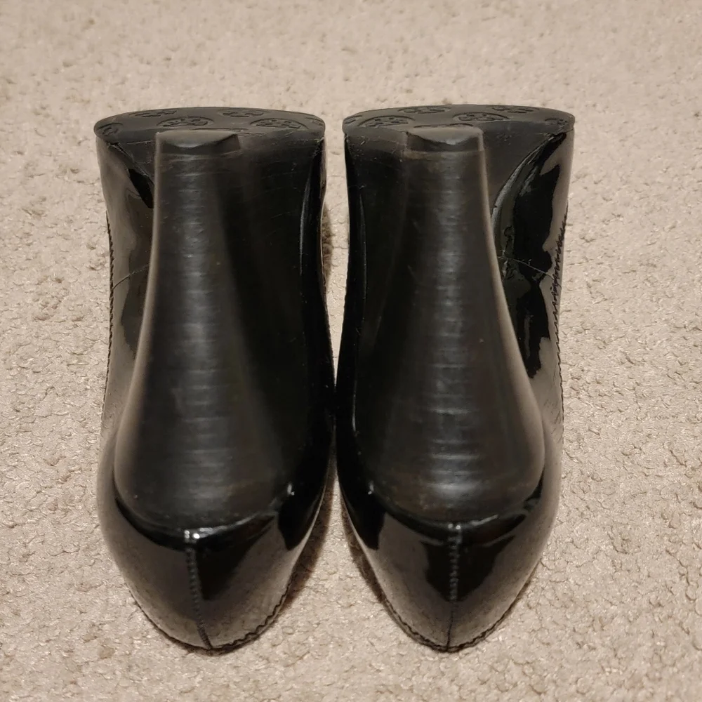 Tory Burch Sophie Black Patent Leather Wedge Heels Size 8